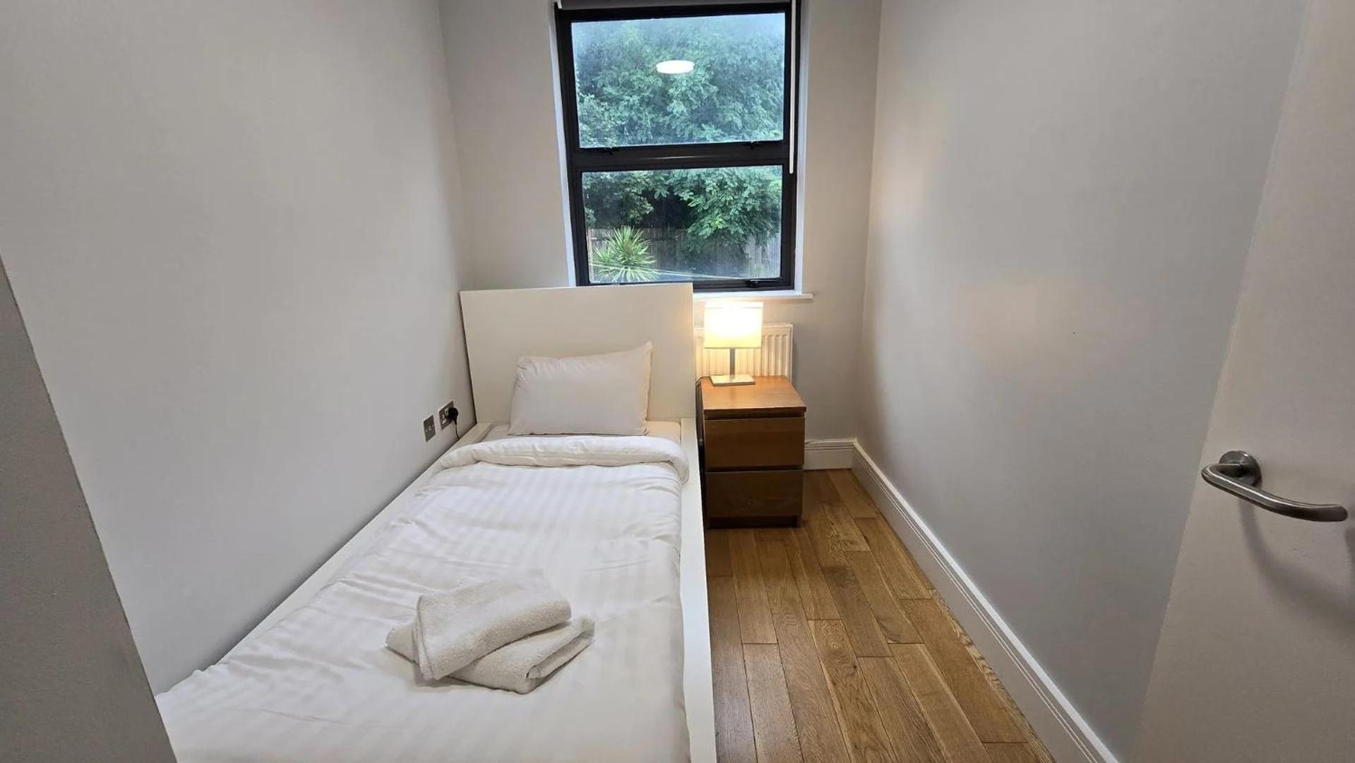 קרוידון Westciti Chatsworth Road Apartments מראה חיצוני תמונה