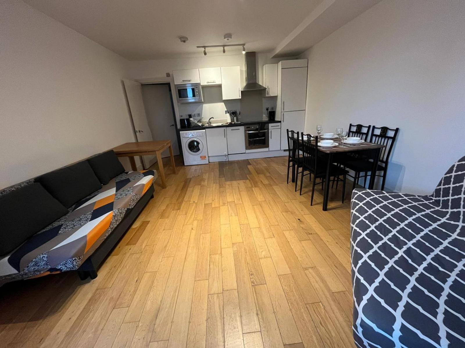 קרוידון Westciti Chatsworth Road Apartments מראה חיצוני תמונה