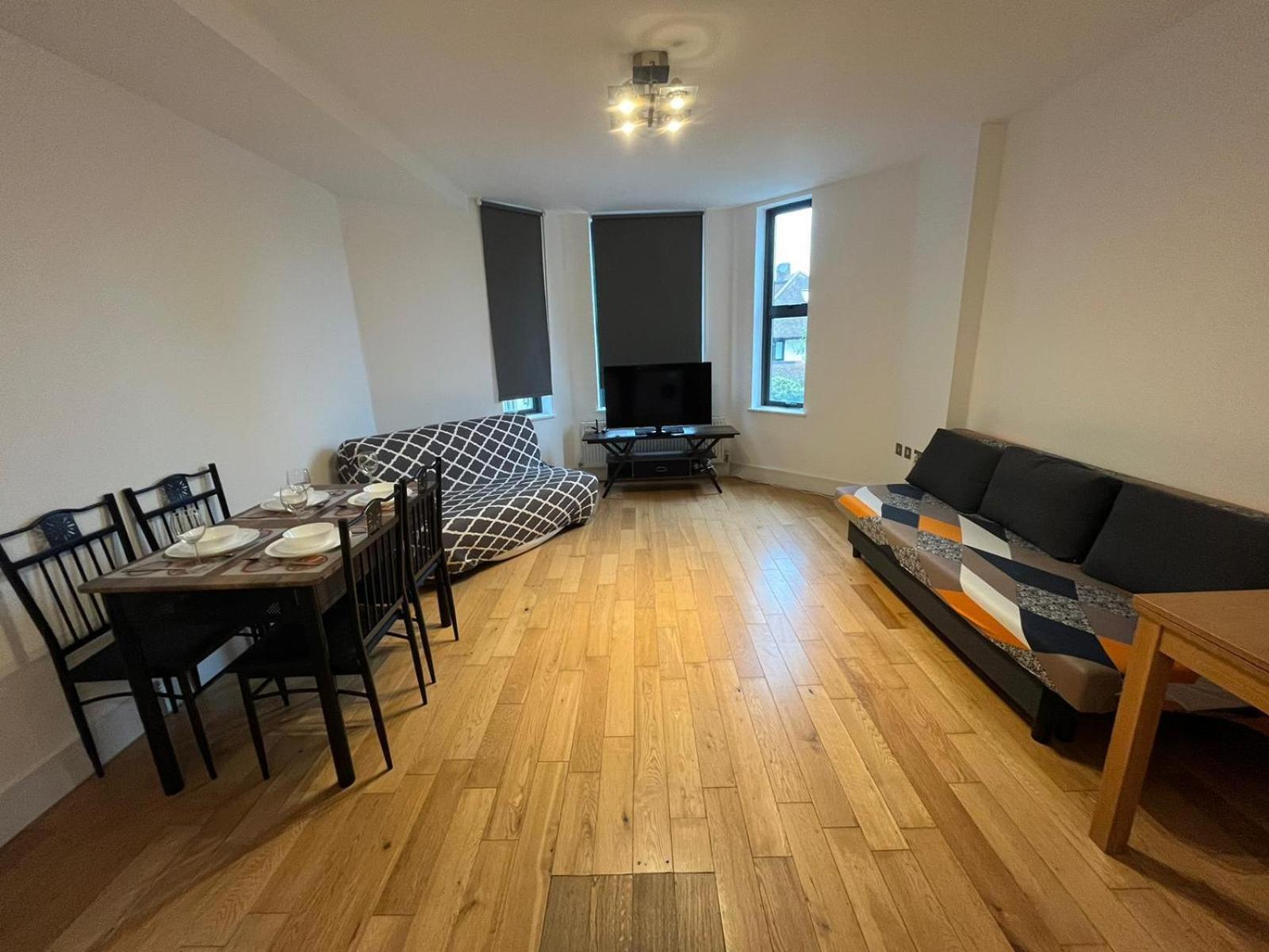 קרוידון Westciti Chatsworth Road Apartments מראה חיצוני תמונה