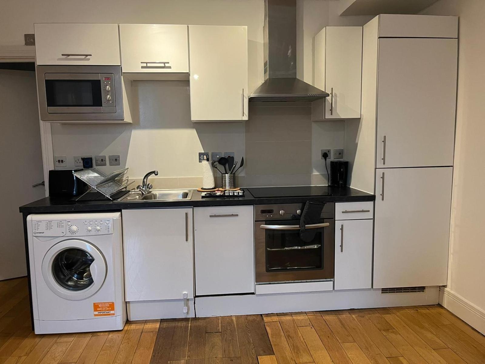 קרוידון Westciti Chatsworth Road Apartments מראה חיצוני תמונה