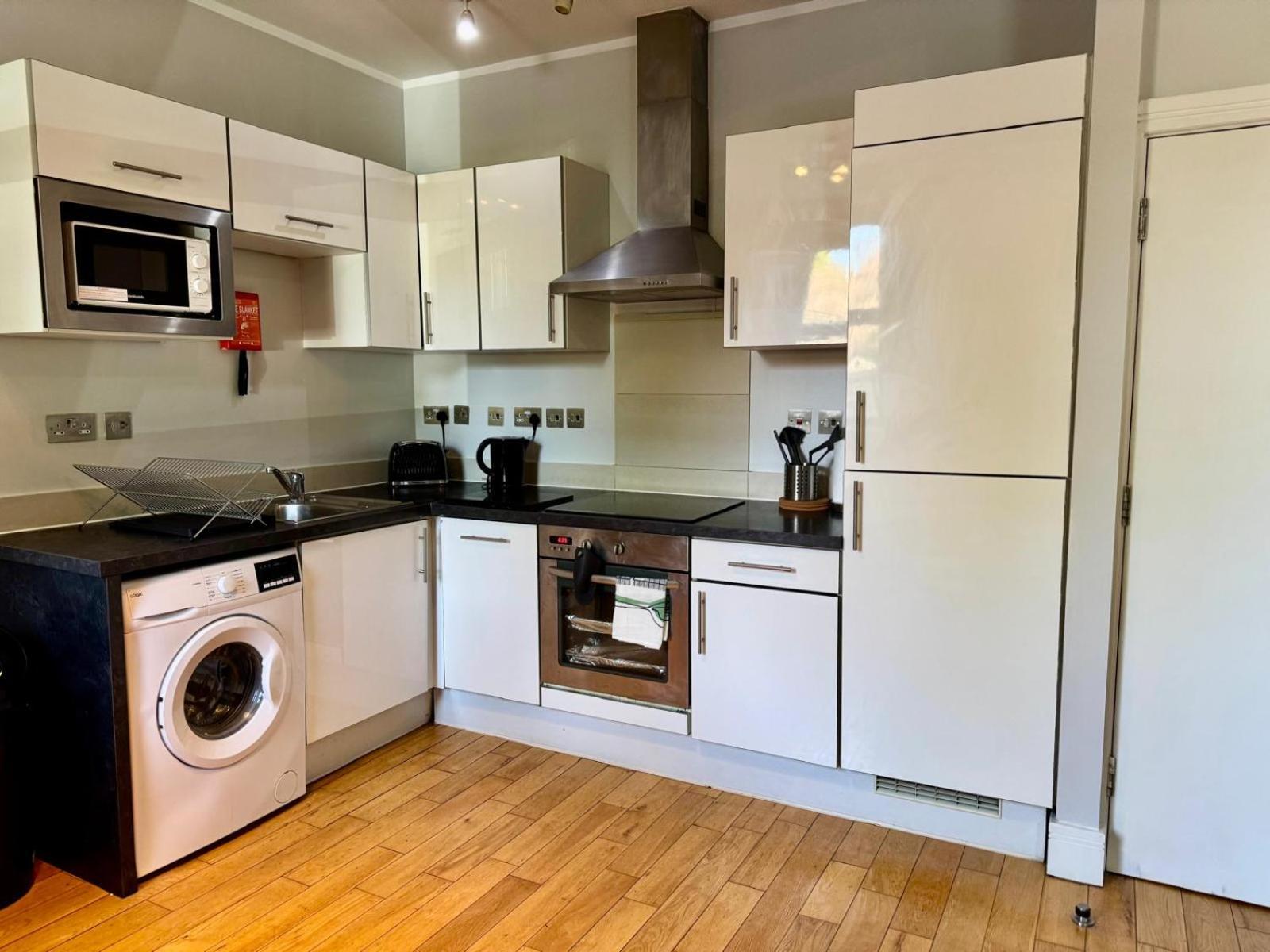 קרוידון Westciti Chatsworth Road Apartments מראה חיצוני תמונה