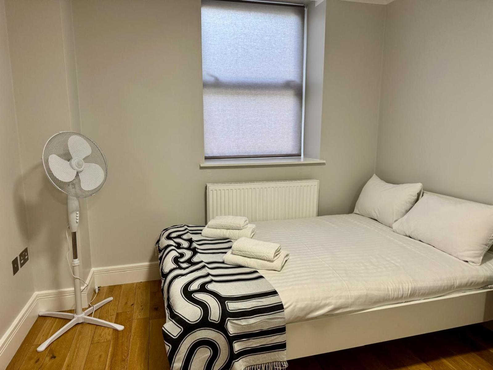 קרוידון Westciti Chatsworth Road Apartments מראה חיצוני תמונה