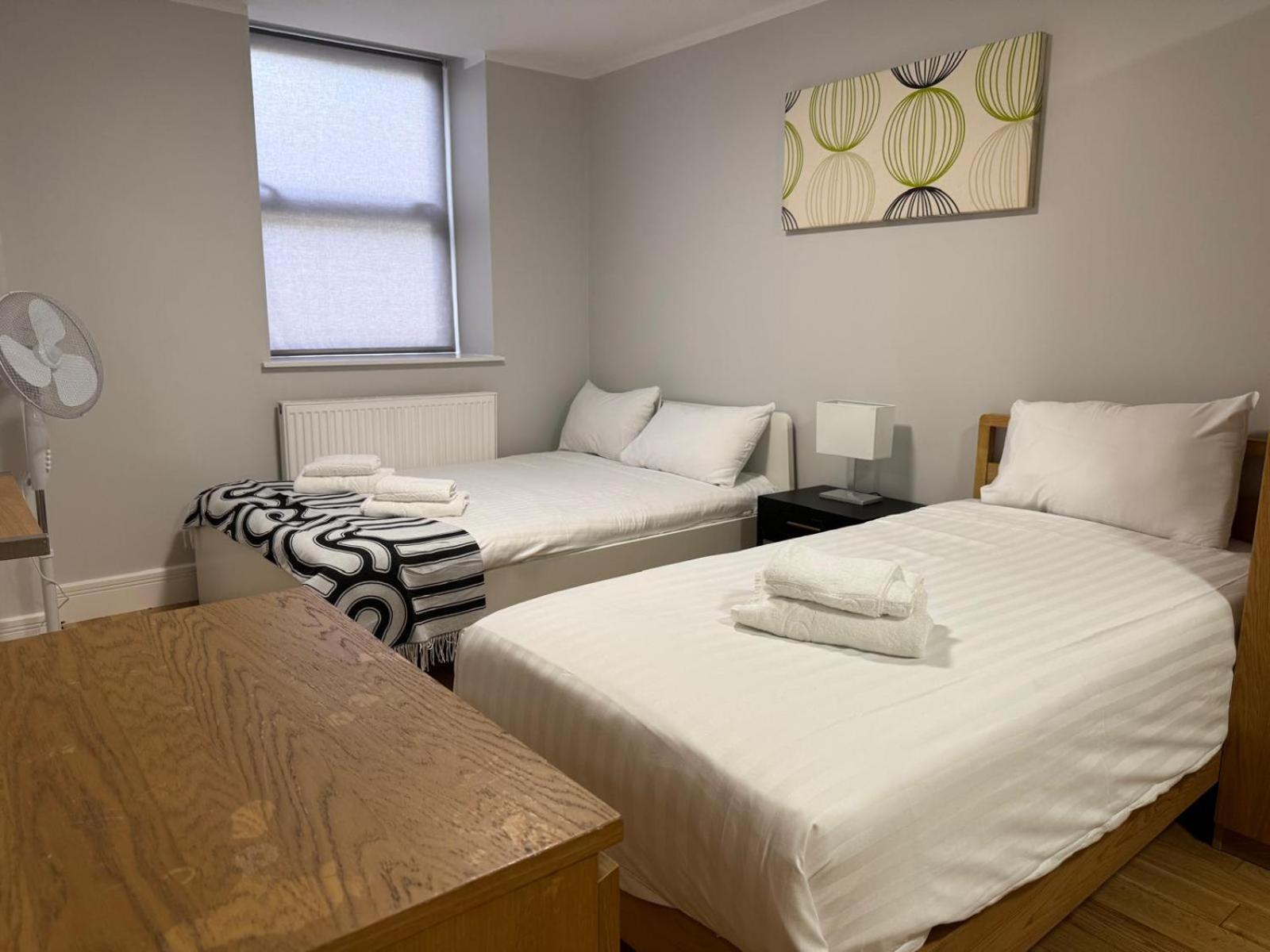 קרוידון Westciti Chatsworth Road Apartments מראה חיצוני תמונה